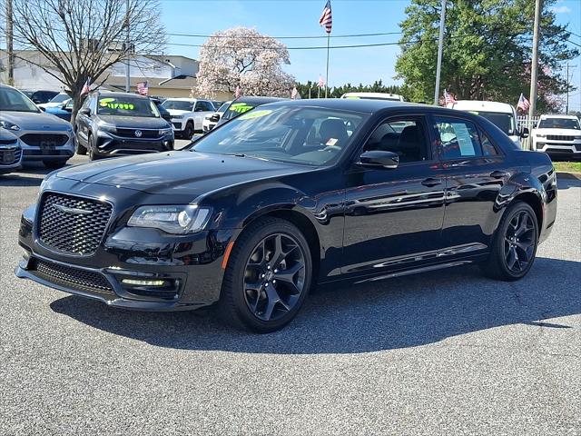 2023 Chrysler 300 Touring L 2023 Chrysler 300 Touring L