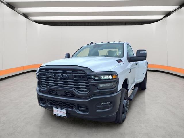 2026 RAM Ram 3500 RAM 3500 TRADESMAN REGULAR CAB 4X4 8 BOX