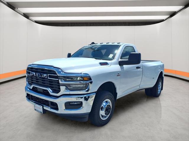 2026 RAM Ram 3500 RAM 3500 TRADESMAN REGULAR CAB 4X4 8 BOX