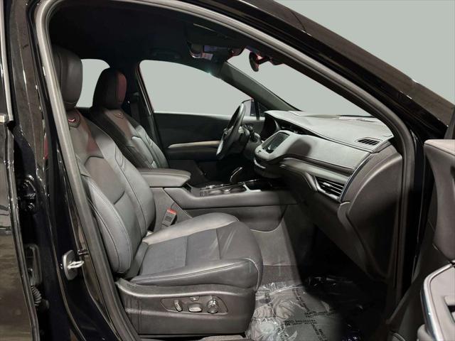 2023 Cadillac XT4 Premium Luxury