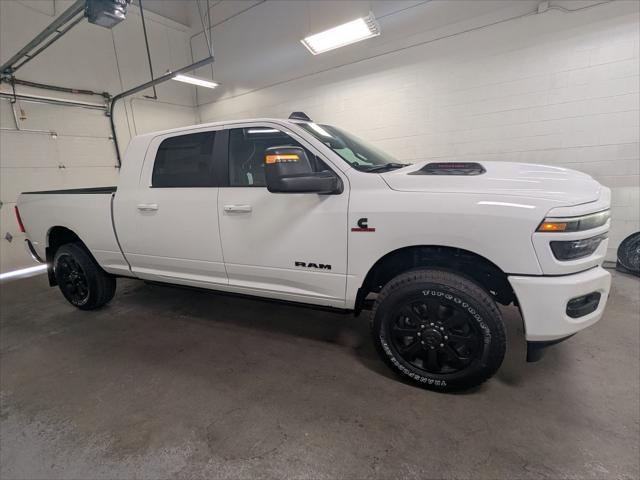 2026 RAM Ram 3500 RAM 3500 LARAMIE MEGA CAB 4X4 64 BOX