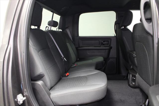 2026 Ram 2500 Black Express Crew Cab 4x4 6'4" Box