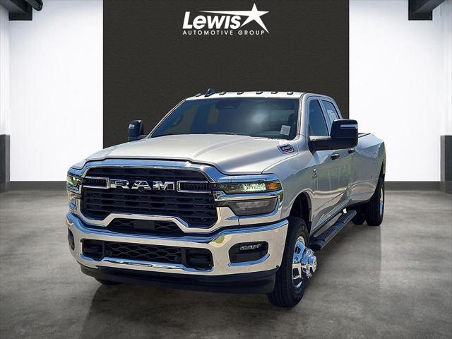 2026 Ram 3500 Tradesman Crew Cab 4x4 8' Box for sale in Fayetteville, AR