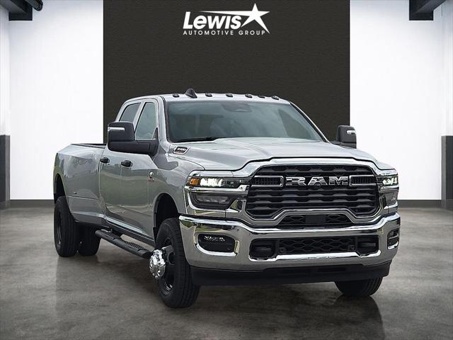 2026 Ram 3500 Tradesman Crew Cab 4x4 8' Box
