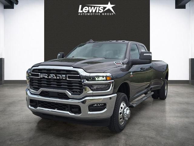 2026 Ram 3500 Tradesman Crew Cab 4x4 8' Box for sale in Fayetteville, AR