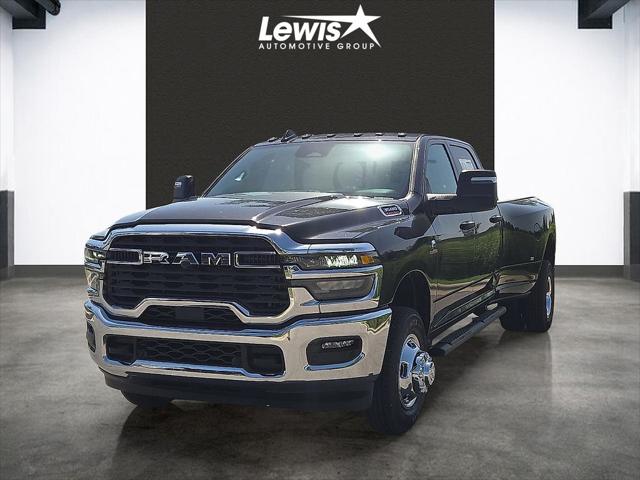 2026 RAM Ram 3500 RAM 3500 TRADESMAN CREW CAB 4X4 8 BOX