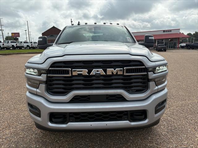 2026 RAM 3500 RAM 3500 BIG HORN CREW CAB 4X4 8 BOX