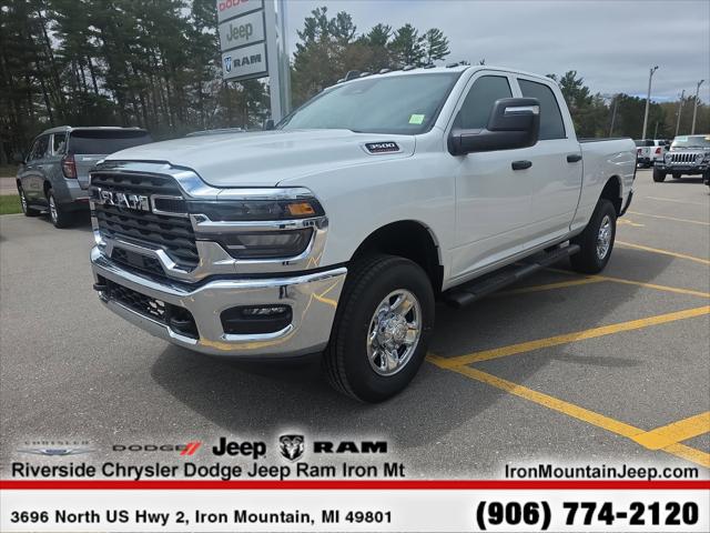 2026 RAM Ram 3500 RAM 3500 TRADESMAN CREW CAB 4X4 64 BOX