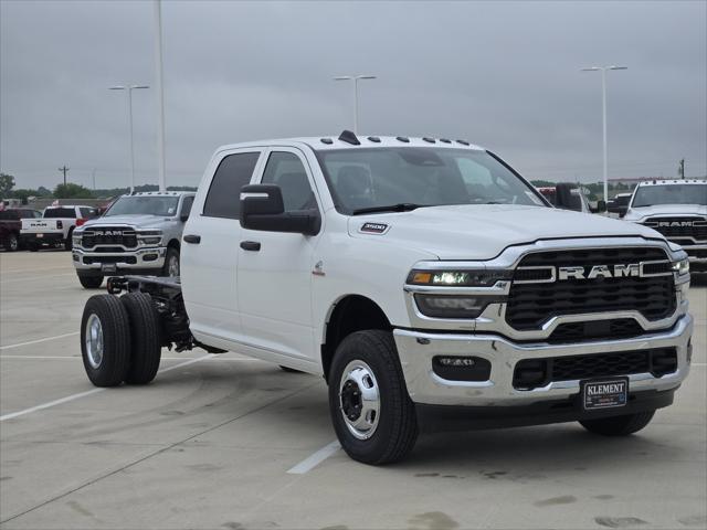 2026 RAM Ram 3500 Chassis Cab RAM 3500 TRADESMAN CREW CAB CHASSIS 4X4 60 CA 2026 RAM Ram 3500 Chassis Cab RAM 3500 TRADESMAN CREW CAB CHASSIS 4X4 60 CA