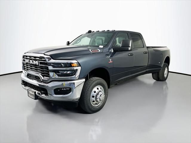 2026 RAM Ram 3500 RAM 3500 TRADESMAN CREW CAB 4X4 8 BOX