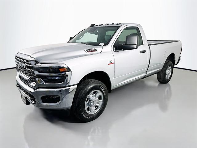 2026 RAM Ram 3500 RAM 3500 TRADESMAN REGULAR CAB 4X4 8 BOX