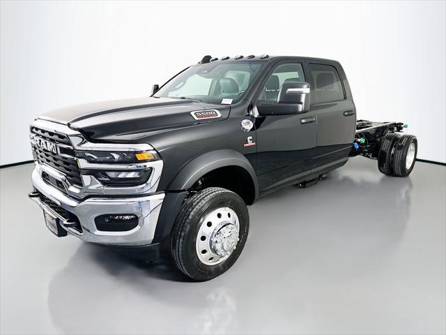 2026 RAM Ram 5500 Chassis Cab RAM 5500 TRADESMAN CHASSIS CREW CAB 4X4 84 CA