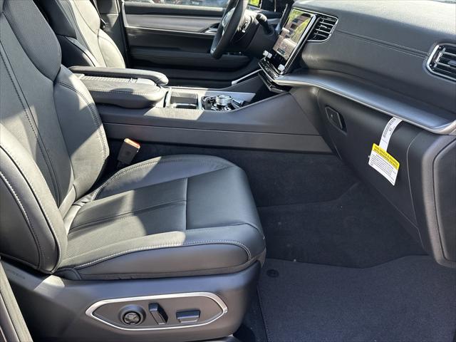 2026 Jeep Grand Wagoneer Upland