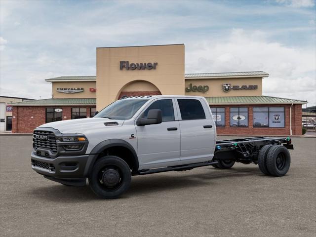 2026 RAM 5500 Chassis RAM 5500 TRADESMAN CHASSIS CREW CAB 4X4 84 CA