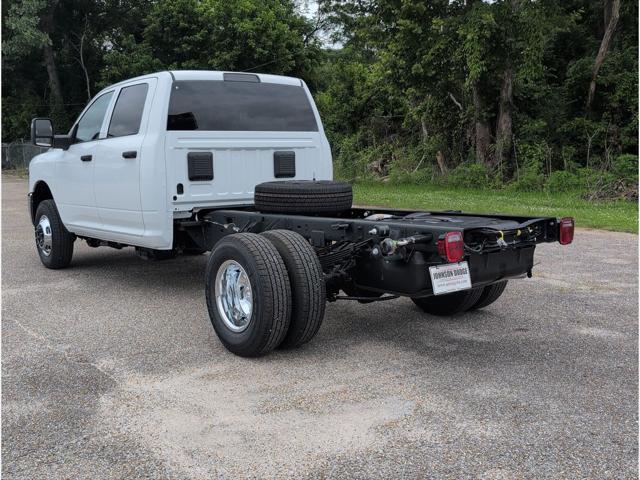 2026 RAM Ram 3500 Chassis Cab RAM 3500 TRADESMAN CREW CAB CHASSIS 4X4 60 CA
