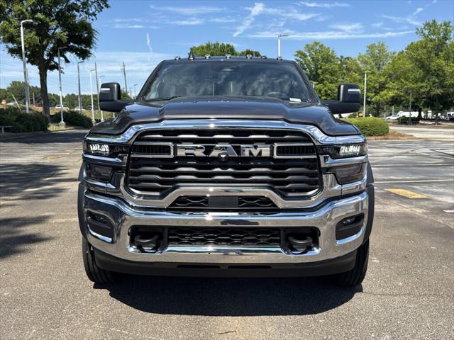 2026 RAM Ram 5500 Chassis Cab RAM 5500 TRADESMAN CHASSIS CREW CAB 4X4 84 CA