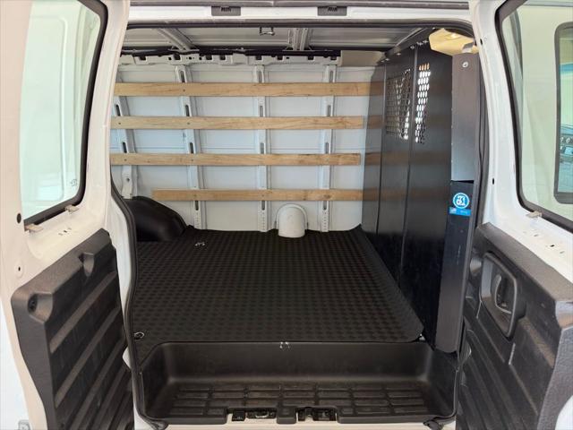 2024 GMC Savana Cargo RWD 2500 Regular Wheelbase Work Van