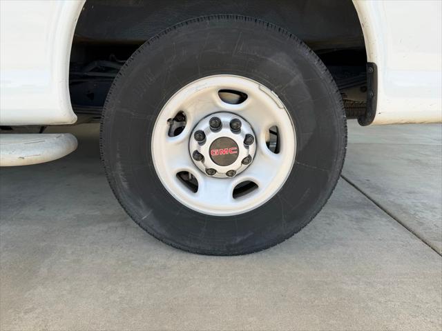 2024 GMC Savana Cargo RWD 2500 Regular Wheelbase Work Van
