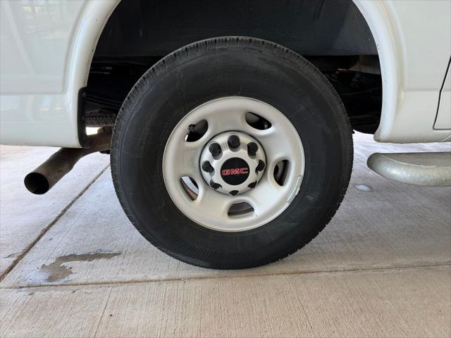 2024 GMC Savana Cargo RWD 2500 Regular Wheelbase Work Van