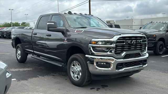 2026 RAM Ram 2500 RAM 2500 TRADESMAN CREW CAB 4X4 8 BOX