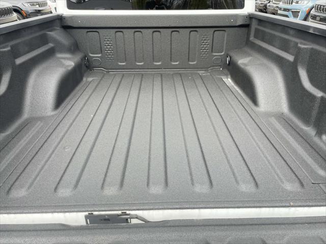 2024 Jeep Gladiator Sport