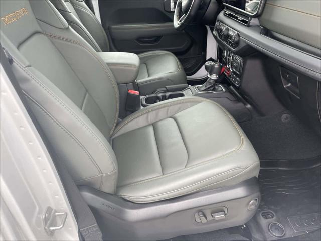 2024 Jeep Gladiator Sport