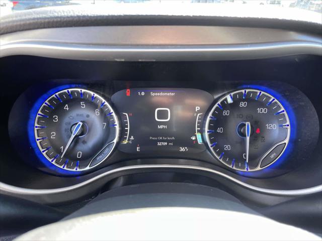 2024 Chrysler Pacifica Touring L 2024 Chrysler Pacifica Touring L