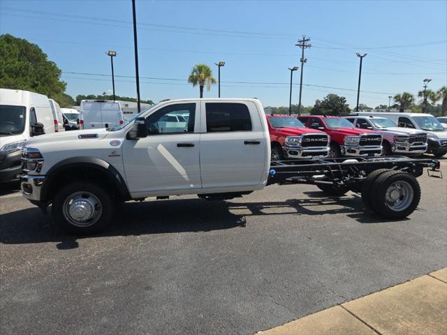 2026 RAM 5500 Chassis RAM 5500 TRADESMAN CHASSIS CREW CAB 4X4 84 CA