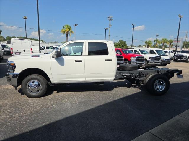 2026 RAM 3500 Chassis RAM 3500 TRADESMAN CREW CAB CHASSIS 4X4 60 CA