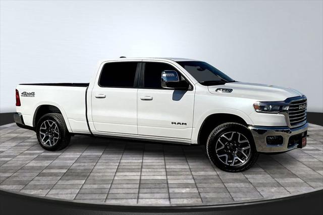 2026 RAM Ram 1500 RAM 1500 LARAMIE CREW CAB 4X4 64 BOX