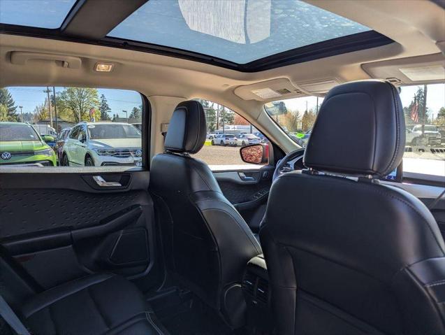 2020 Ford Escape SEL