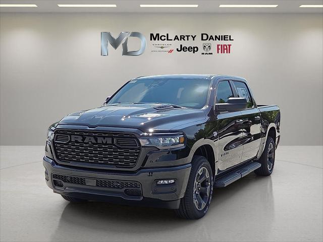 2026 RAM Ram 1500 RAM 1500 EXPRESS CREW CAB 4X4 57 BOX