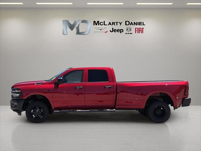 2026 RAM Ram 3500 RAM 3500 TRADESMAN CREW CAB 4X4 8 BOX
