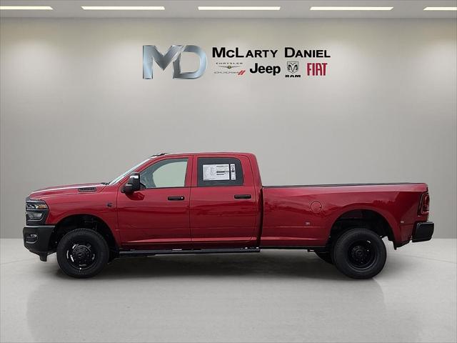 2026 RAM Ram 3500 RAM 3500 TRADESMAN CREW CAB 4X4 8 BOX