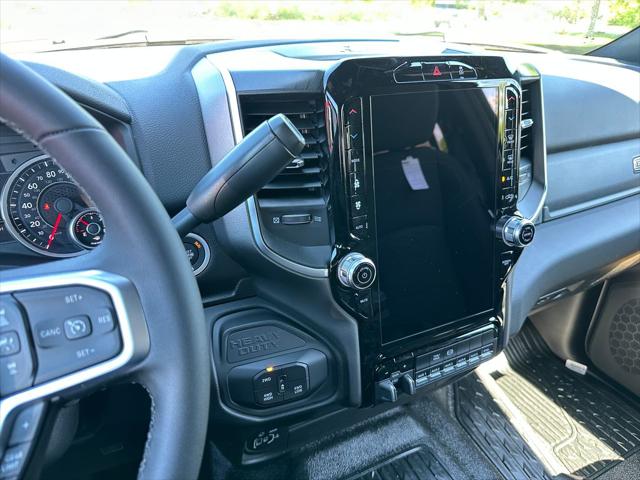 2026 RAM Ram 5500 Chassis Cab RAM 5500 BIG HORN CHASSIS CREW CAB 4X4 84 CA