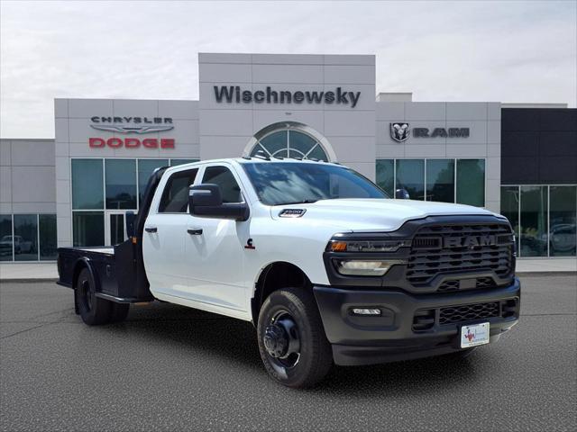 2026 RAM Ram 3500 Chassis Cab RAM 3500 TRADESMAN CREW CAB CHASSIS 4X4 60 CA