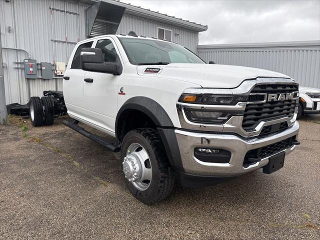2026 RAM Ram 5500 Chassis Cab RAM 5500 TRADESMAN CHASSIS CREW CAB 4X4 84 CA