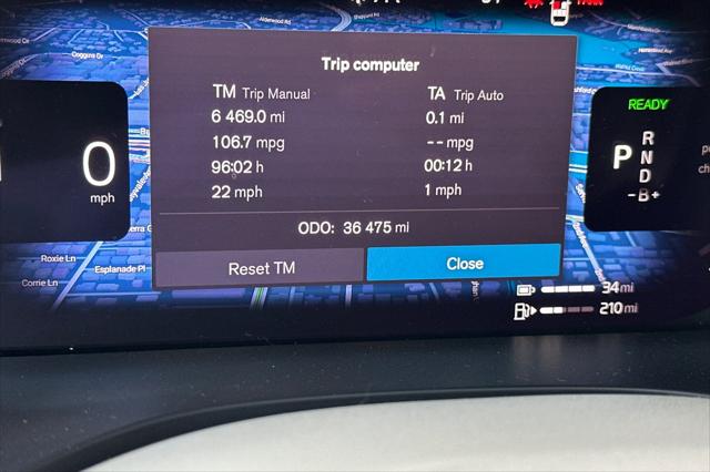 2023 Volvo XC60 Recharge T8 Ultimate Dark Theme