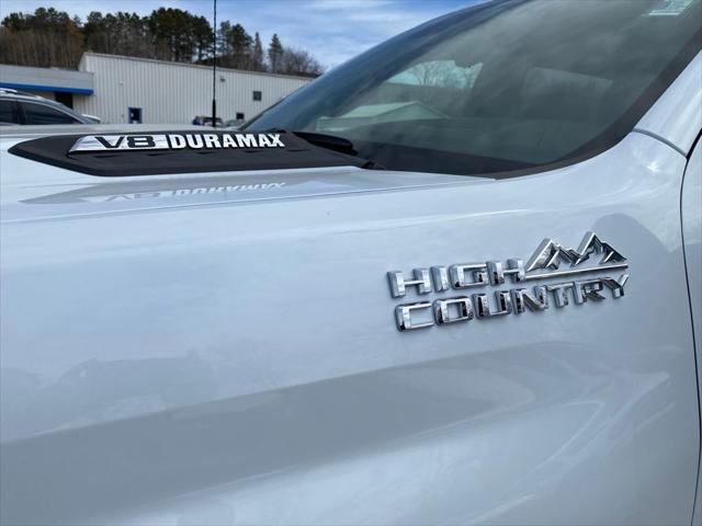 2026 Chevrolet Silverado 3500HD Crew Cab, Standard Bed, High Country, 4WD