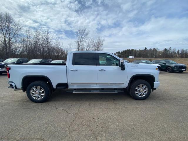 2026 Chevrolet Silverado 3500HD Crew Cab, Standard Bed, High Country, 4WD