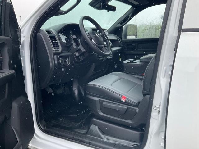 2026 RAM Ram 3500 Chassis Cab RAM 3500 TRADESMAN CREW CAB CHASSIS 4X4 60 CA