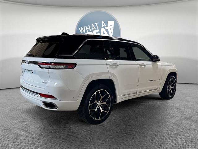 2022 Jeep Grand Cherokee 4xe Summit Reserve 4x4 2022 Jeep Grand Cherokee 4xe Summit Reserve 4x4