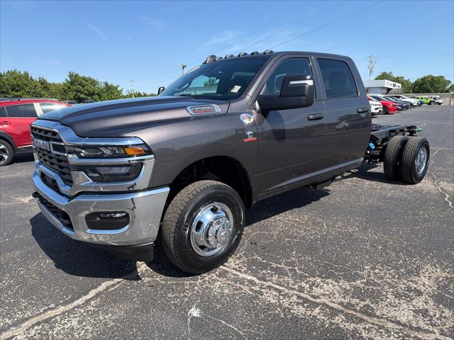 2026 RAM Ram 3500 Chassis Cab RAM 3500 TRADESMAN CREW CAB CHASSIS 4X4 60 CA