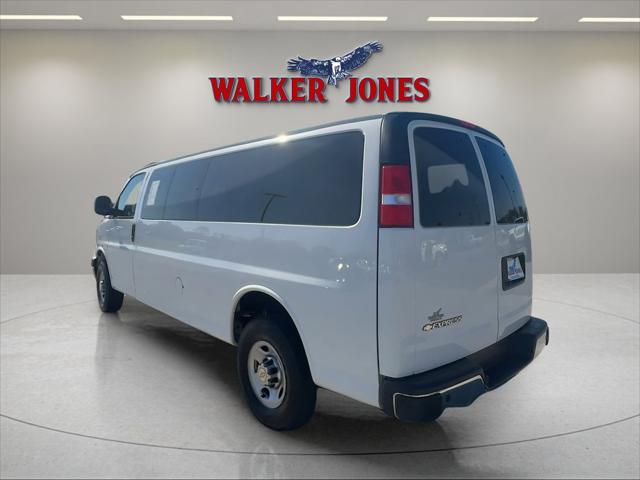 2024 Chevrolet Express Passenger RWD 3500 Extended Wheelbase LT
