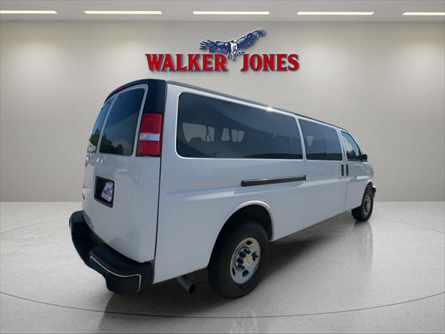 2024 Chevrolet Express Passenger RWD 3500 Extended Wheelbase LT