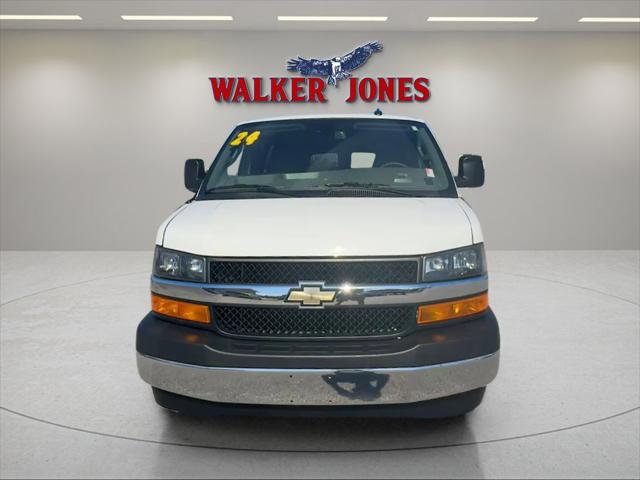 2024 Chevrolet Express Passenger RWD 3500 Extended Wheelbase LT