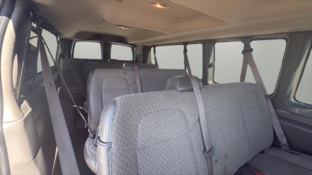 2024 Chevrolet Express Passenger RWD 3500 Extended Wheelbase LT