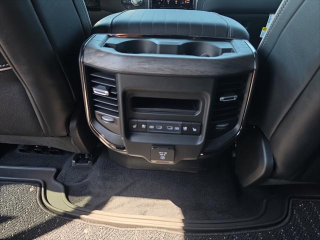 2026 Ram 1500 Limited Crew Cab 4x4 5'7" Box