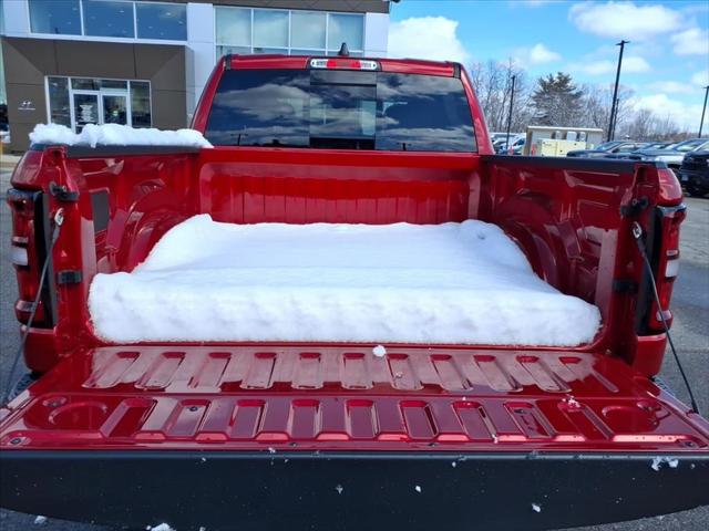 2026 Ram 1500 Warlock Crew Cab 4x4 5'7" Box