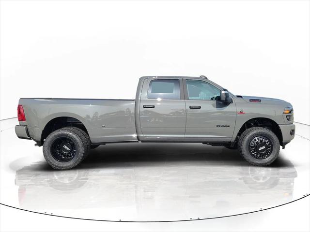 2026 RAM Ram 3500 RAM 3500 BIG HORN CREW CAB 4X4 8 BOX